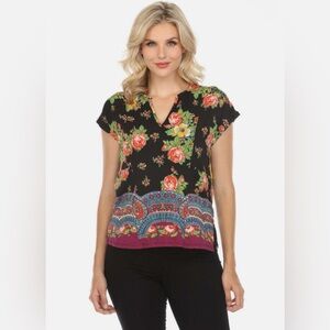 Johnny Was The Janie Favorite Dolman V Neck Top. Size Medium